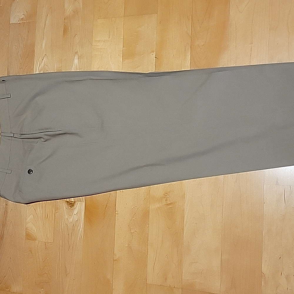Van Heusen Beige Mens Dress Pants 34x30